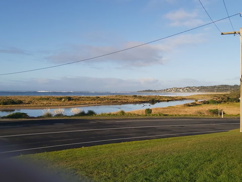 Surfside Backpacker - Accommodation Main Beach 1