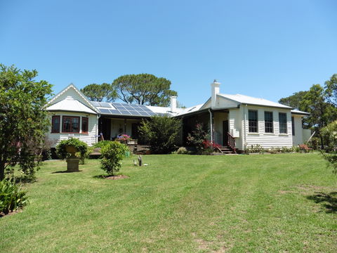 The Old School Bed And Breakfast - Accommodation Main Beach 0