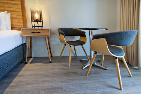 Vintages Accommodation - Accommodation Main Beach 1