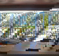 Waterfront Heaven - Accommodation Main Beach