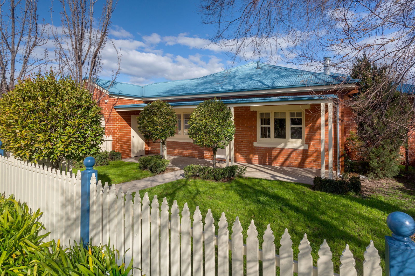 East Albury NSW Accommodation Main Beach