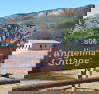 Angelina's Cottage - Capertee Valley - Accommodation Main Beach
