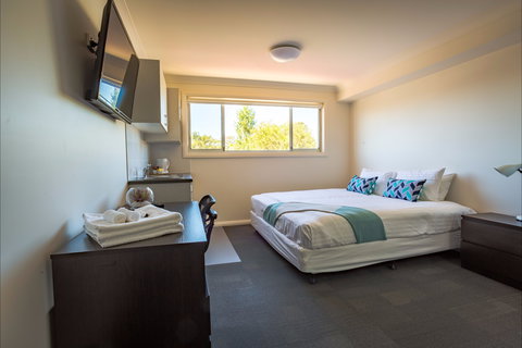 Aspire Mayfield - Accommodation Main Beach 0