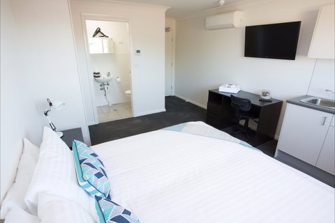 Aspire Mayfield - Accommodation Main Beach 1