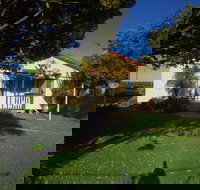 Crystal Blue - Accommodation Main Beach