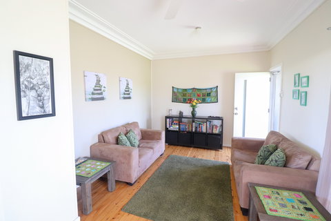 Driftwood At Blacksmiths - Accommodation Main Beach 1