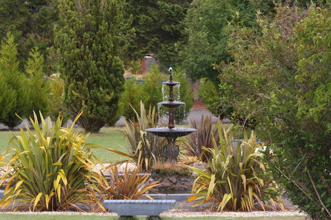 Highland Caravan Park - Accommodation Main Beach 0