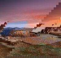 Kimo Estate - Accommodation Main Beach