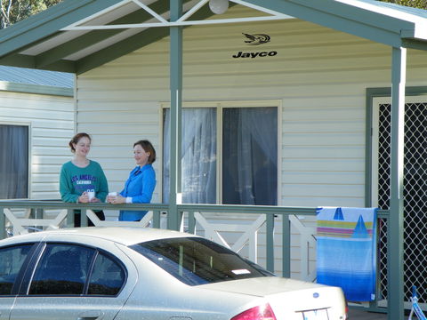 Lake Hamilton Motor Village And Caravan Park - Accommodation Main Beach 0
