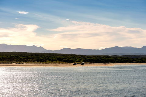 Macquarie Heads Camping Ground - Accommodation Main Beach 2