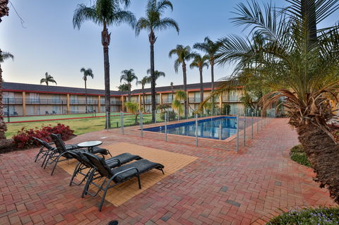Mildura Inlander Resort - Accommodation Main Beach 1