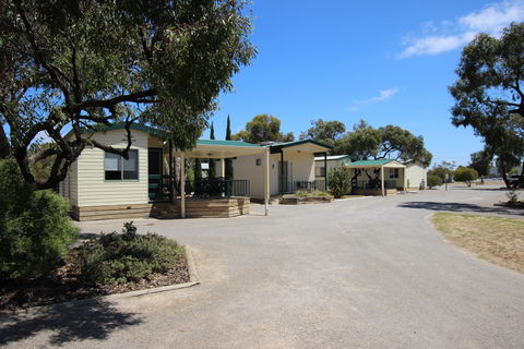 Minlaton Caravan Park - Accommodation Main Beach 1