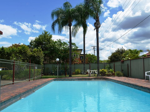 Motel Monaco - Accommodation Main Beach 1