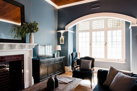 Mount Ophir Estate - The Residence - Accommodation Main Beach 0