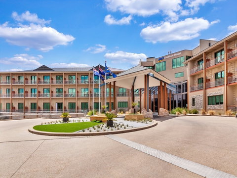 RACV Goldfields Resort - Accommodation Main Beach 0