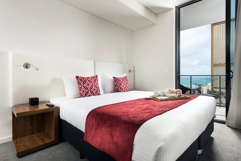 Ramada By Wyndham Vetroblu Scarborough Beach - Accommodation Main Beach 0