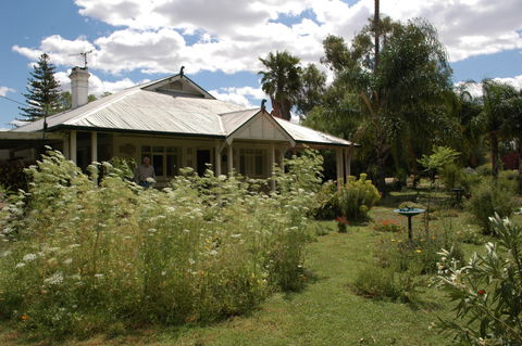 Renmark Holiday Home Willows & Waterbirds - Accommodation Main Beach 1