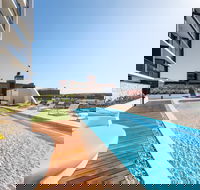 The Milton Brisbane - Accommodation Main Beach