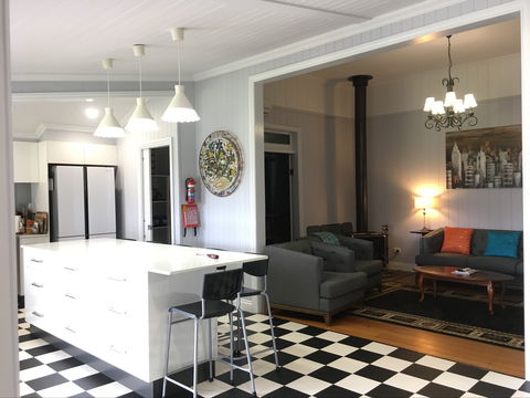 Area 51 Warwick - Accommodation Main Beach 0