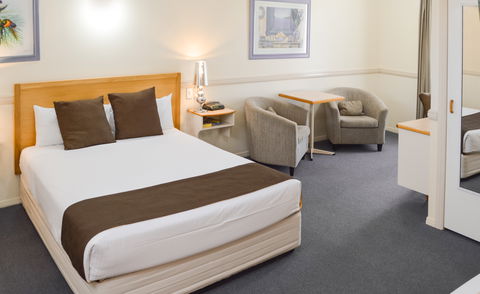 Best Western Ambassador Motor Lodge - Accommodation Main Beach 1