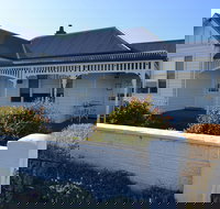 Calgary Accommodation  Killara Accommodation - Accommodation Main Beach