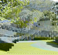 Cross Park - Accommodation Main Beach