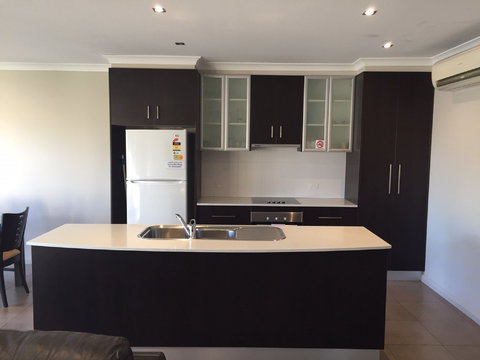 Cypress Apartment 39C - Accommodation Main Beach 1