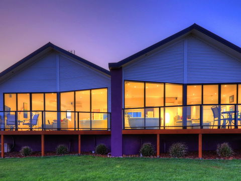 Horizon Deluxe Apartments - Accommodation Main Beach 1