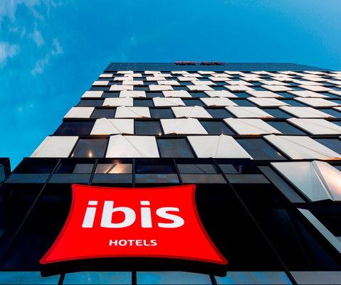 Ibis Adelaide - Accommodation Main Beach 2
