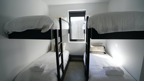 Konayuki - Accommodation Main Beach 2