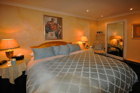 Leuras Magical Manderley - Accommodation Main Beach 0