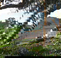 Loves Lane Cottages - Accommodation Main Beach