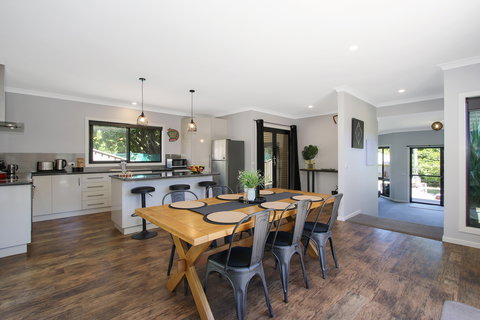 Luminosa - Accommodation Main Beach 1