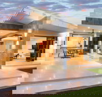 Marine Life - Accommodation Main Beach