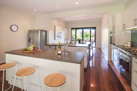 Margaret River Manor - Accommodation Main Beach 1