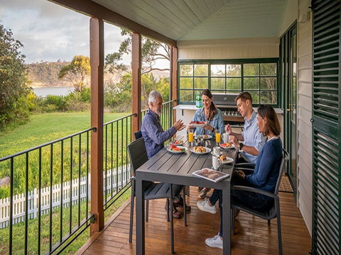 Middle Head Officers Quarters - Accommodation Main Beach 1