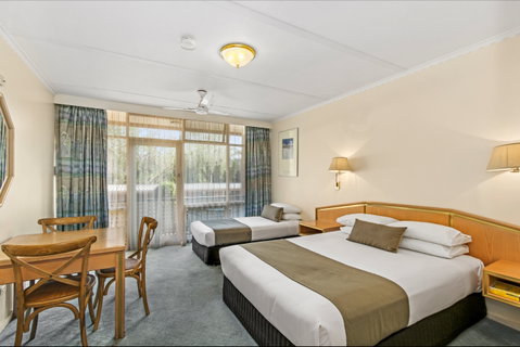 Moe Parklands Motel - Accommodation Main Beach 2