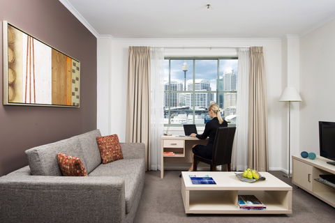 Oaks Sydney Goldsbrough Suites - Accommodation Main Beach 1