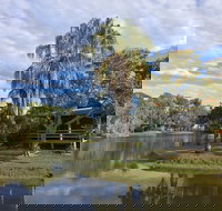 Sanctuary Lakes Fauna Retreat - Accommodation Main Beach