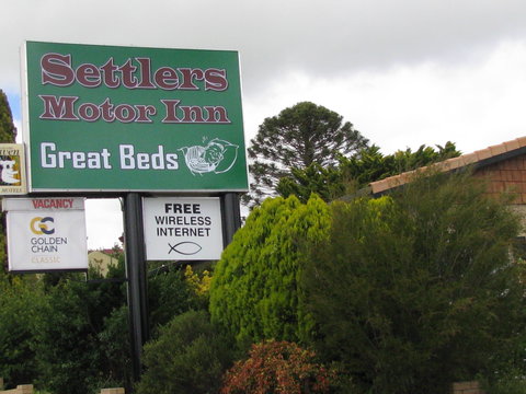 Settlers Motor Inn - Accommodation Main Beach 0