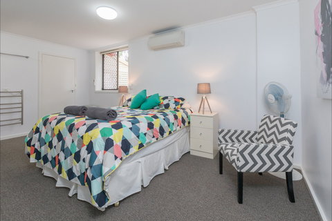 Spalding Lodge Unit 16 - Accommodation Main Beach 1