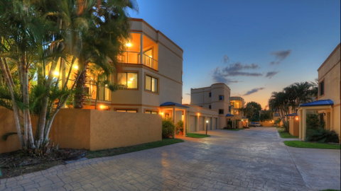 The Grange Resort Hervey Bay - Accommodation Main Beach 1