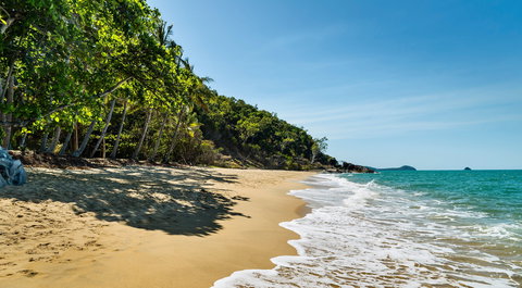 Trinity Beach Palace - Accommodation Main Beach 0