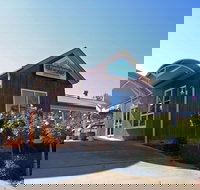 Tumbarumba Motel and Elms Restaurant