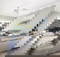 Wowly Waters - Accommodation Main Beach