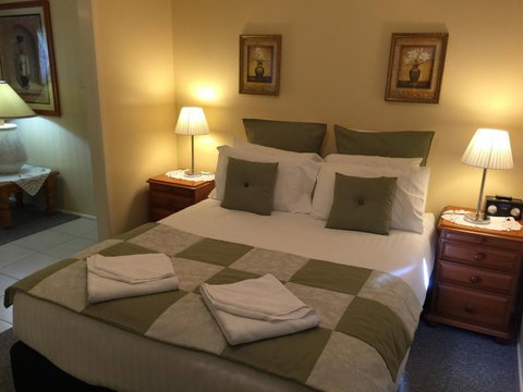 Curtis Falls Mountain Retreat - Accommodation Main Beach 8