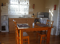Yasuragi Cabins - Accommodation Main Beach 3