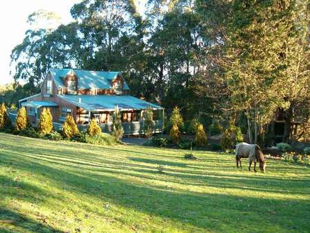 Gracehill B And B - Accommodation Main Beach 5