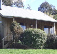 Bloomfield Cottages - Accommodation Main Beach
