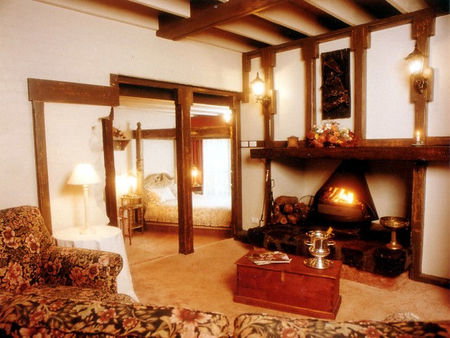 A Loft In The Mill - Accommodation Main Beach 2